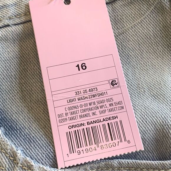 Wild Fable Highest Rise Cheeky Shorts Size 16 Light Denim Wash - Picture 10 of 10